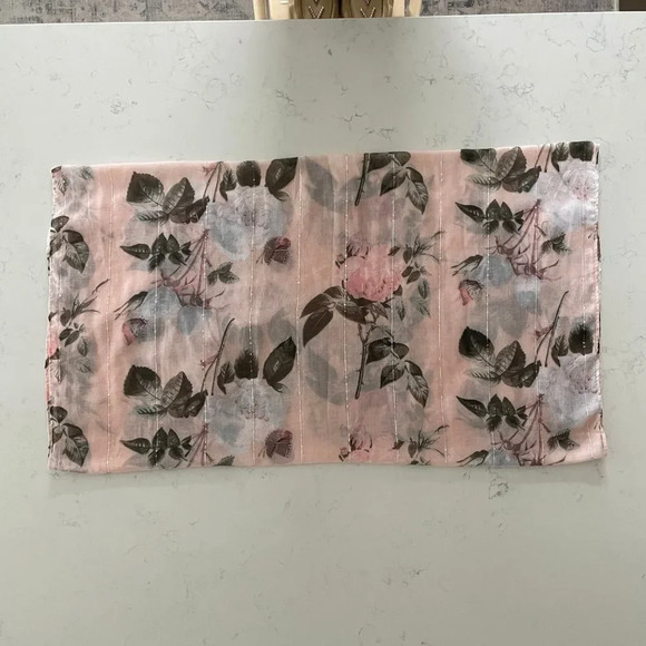 Floral Print 100% Polyester Scarf/Wrap in Blush Pink White & Green Sz OS - Picture 5 of 12